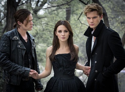 Addison Timlin, Harrison Gilbertson e Jeremy Irvine Addison Timlin, Harrison Gilbertson e Jeremy Irvine