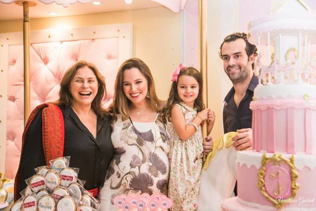 Nasce segunda filha da cantora Mariana Belém