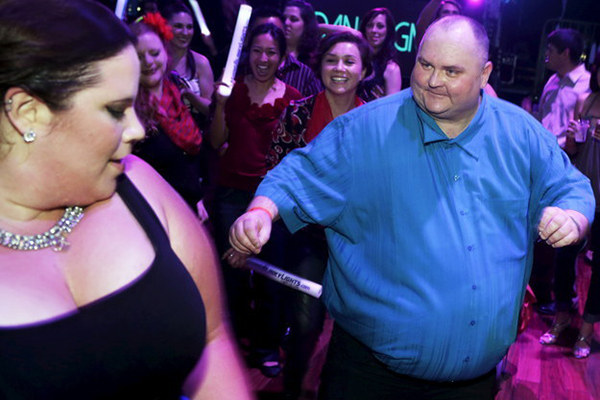 Após sofrer bullying por dançar, ele ganhou uma surpresa incrível de presente