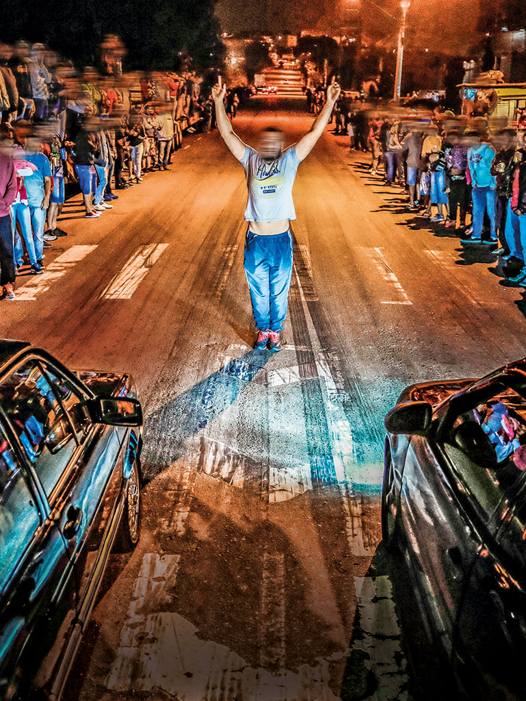 Rachas ganham força na cidade com mobilização via redes sociais