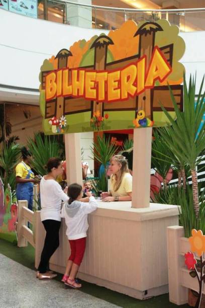 Carrossel Galinha Pintadinha - Shopping Granja Vianna Carrossel Galinha Pintadinha - Shopping Granja Vianna