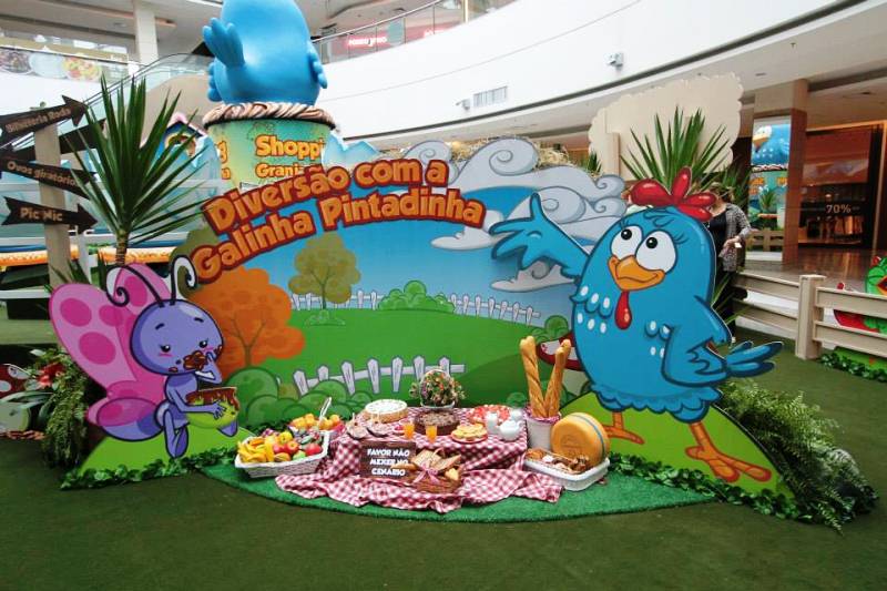 Carrossel Galinha Pintadinha - Shopping Granja Vianna Carrossel Galinha Pintadinha - Shopping Granja Vianna