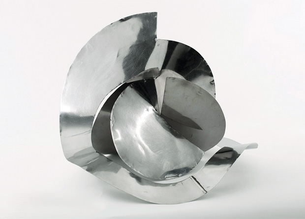 Um dos Bichos de Lygia Clark Um dos Bichos de Lygia Clark