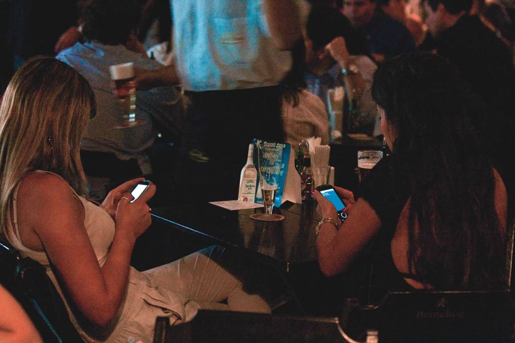 A cidade que não desliga: um panorama do uso do celular em São Paulo