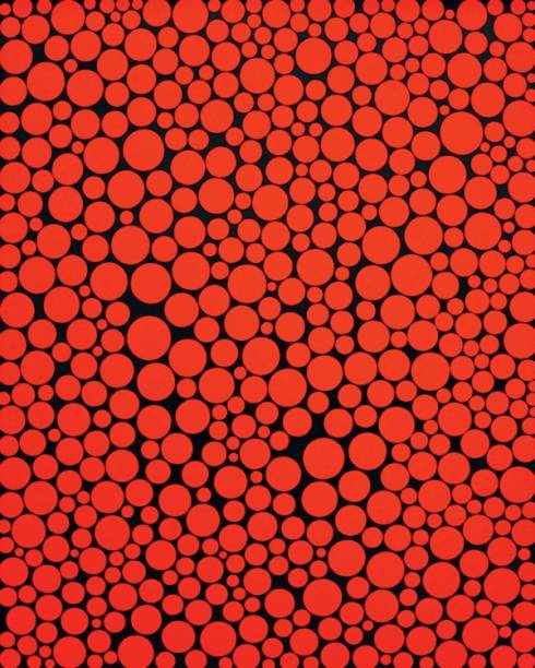 Acrílica de Yayoi Kusama: a tela faz parte da exposição Buzz Acrílica de Yayoi Kusama: a tela faz parte da exposição Buzz