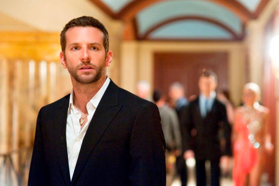 Bradley Cooper em O Lado Bom da Vida: papel de um homem com transtorno bipolar