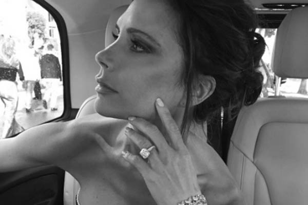 Victoria Beckham celebra aniversário da filha mais nova com foto no Instagram e clique provoca polêmica
