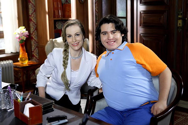 Ator de “Chiquititas” perde mais de 25 quilos e exibe novo visual no Instagram