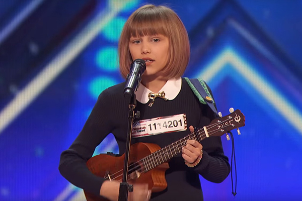 Garotinha de 12 anos conquista jurados com música autoral no “America’s Got Talent”