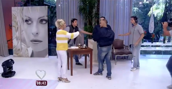 Ana Maria Braga engana espectador com barraco de mentira em seu programa; assista