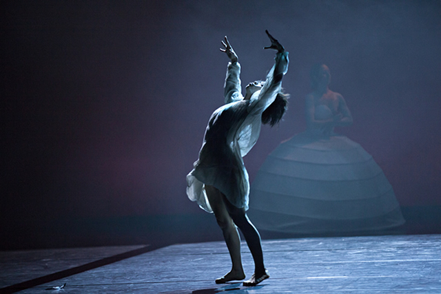 Espetáculo iTMOi, por Akram Khan Dance Company