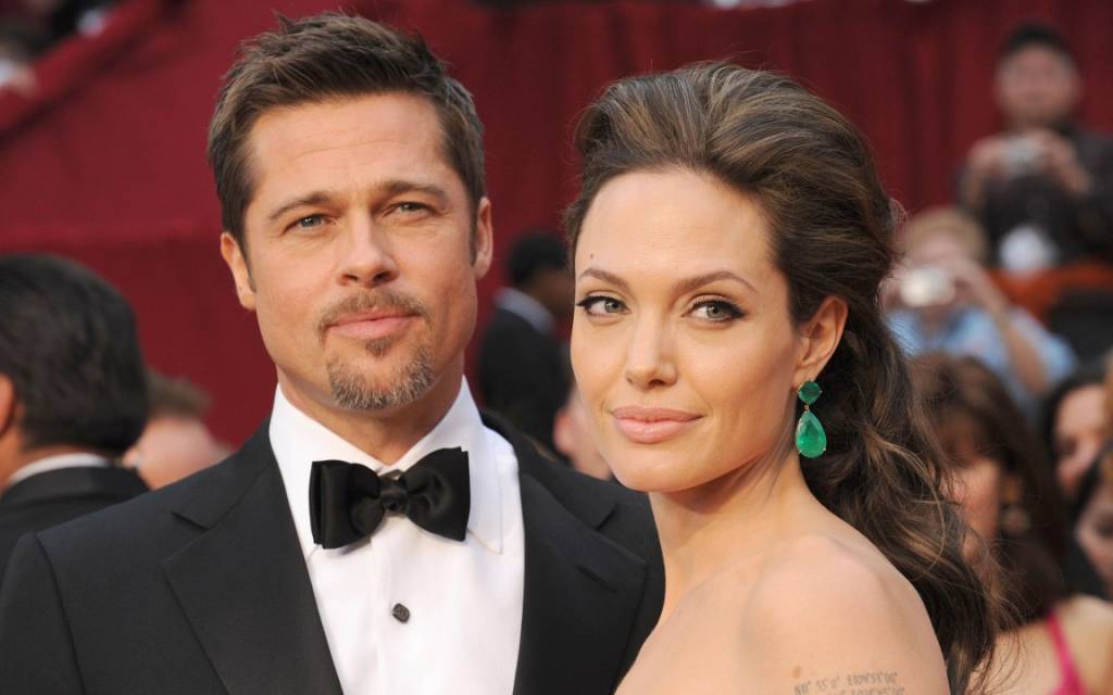 Angelina Jolie acusa Brad Pitt de violentar seus filhos durante briga