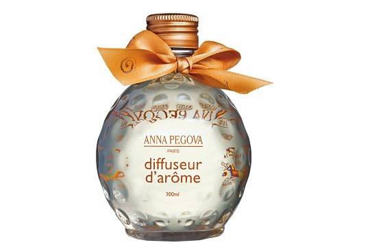 Difusor para ambiente de 300 ml, um dos produtos da Anna Pegova