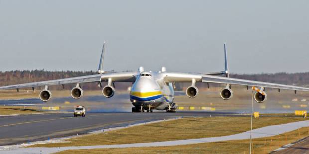 7 curiosidades sobre o maior avião do mundo, que desembarca no Brasil nesta segunda-feira (14)