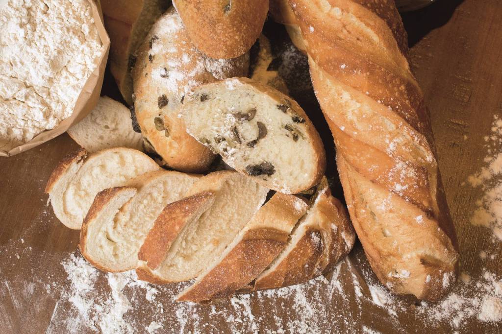 Evento beneficente tem aulas de pães e feira de sanduíches no JK Iguatemi