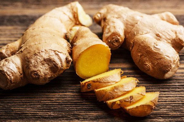 Gengibre: conheça seus benefícios para a saúde e os cuidados com o consumo exagerado