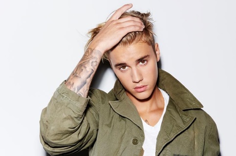 Justin Bieber confirma show no Brasil