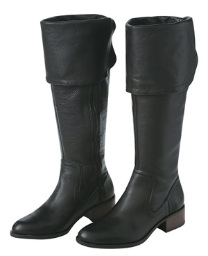 Botas, saias e shorts: como combinar