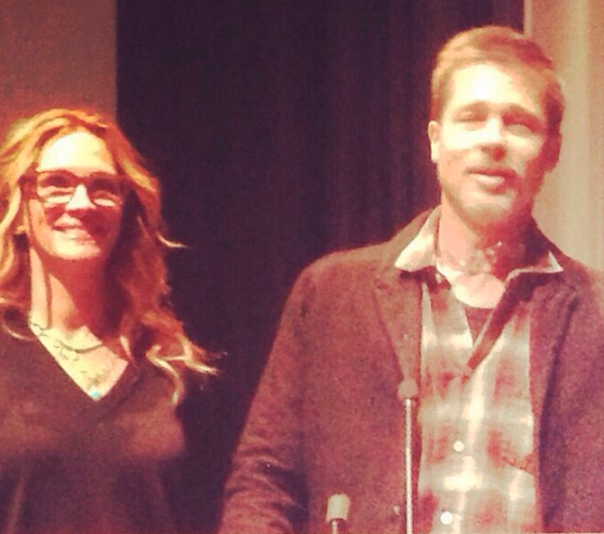 Em primeira aparição pós-divórcio, Brad Pitt é fotografado na companhia de Julia Roberts