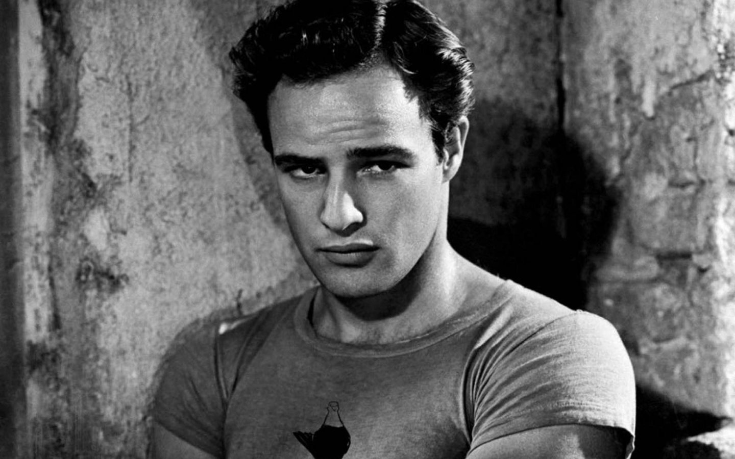 Dez anos depois de sua morte, Marlon Brando ganha mostra no MIS