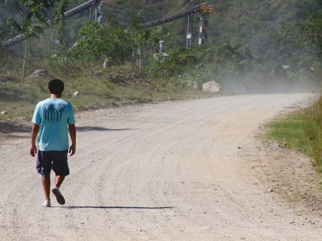 Tim Lopes - Histórias de Arcanjo: Lopes realizava uma reportagem sobre abuso sexual e tráfico de drogas em um baile funk na noite de sua morte Tim Lopes - Histórias de Arcanjo: Lopes realizava uma reportagem sobre abuso sexual e tráfico de drogas em um baile funk na noite de sua morte