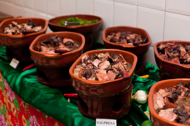 Carnaval em Salvador: 5 lugares para comer antes ou depois dos blocos