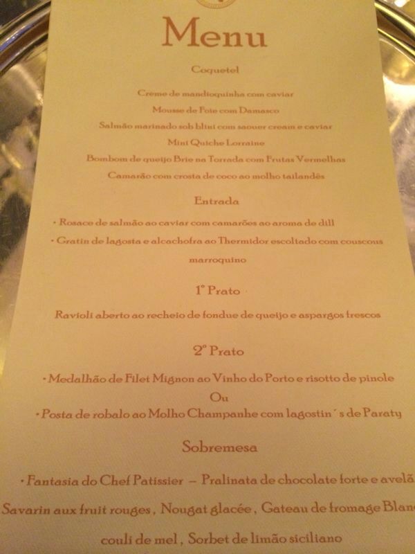 Nada de aves no cardápio do casamento de Val Marchiori com o rei do frango