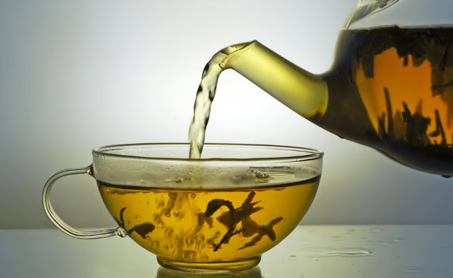 Tipos de chá e outras dicas para manter o intestino equilibrado