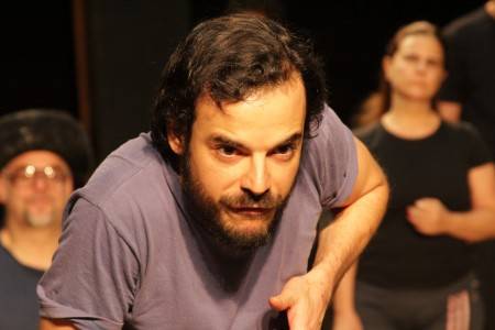 Chico Carvalho é o protagonista da montagem Ricardo III Chico Carvalho é o protagonista da montagem Ricardo III
