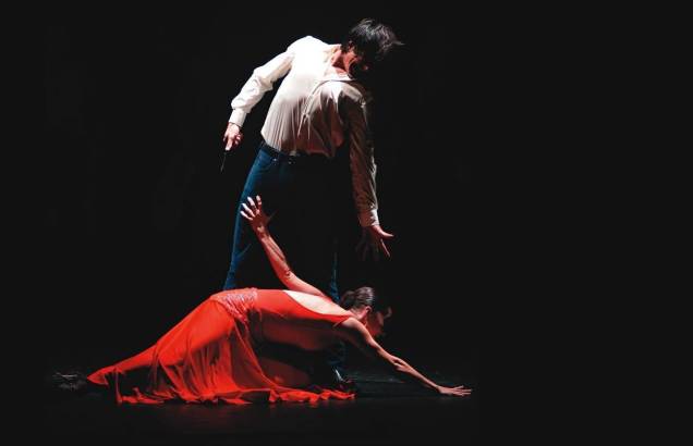 Os bailarinos Adrian Galia e Stella Arauzo, em Carmen: intensidade Os bailarinos Adrian Galia e Stella Arauzo, em Carmen: intensidade