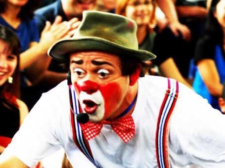 Zabobrim: palhaço apresenta o "Circo do Só Eu" Zabobrim: palhaço apresenta o "Circo do Só Eu"