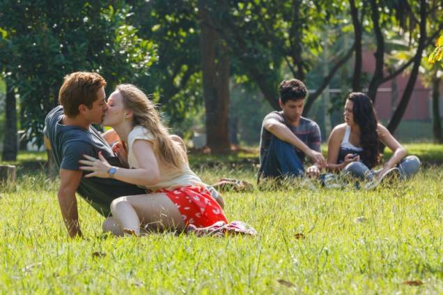 Confissões de Adolescente - Filme: com direção de Daniel Filho Confissões de Adolescente - Filme: com direção de Daniel Filho