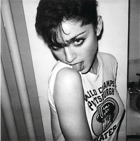 Madonna clicada em Nova York, em 1980 Madonna clicada em Nova York, em 1980