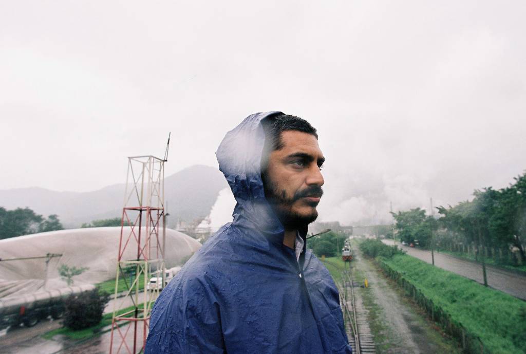 Criolo, Emicida e Rael fazem show na Arena Corinthias