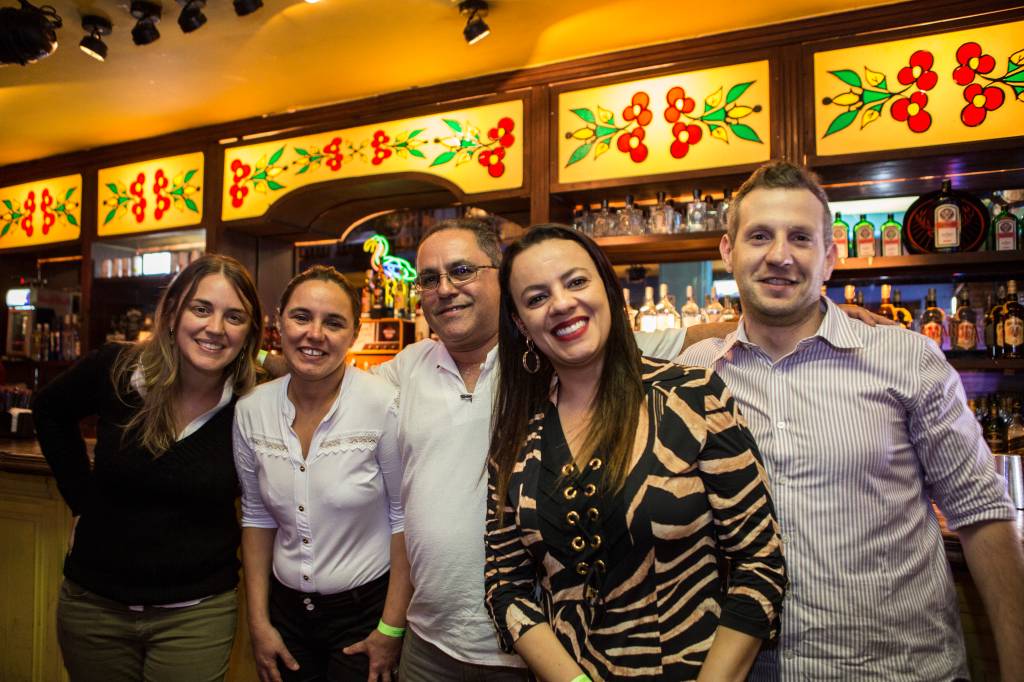 Dança e música latina no encontro de usuários de VEJA SÃO PAULO