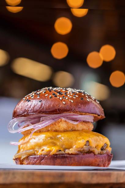 Wylie burger com maionese de leite frita Wylie burger com maionese de leite frita