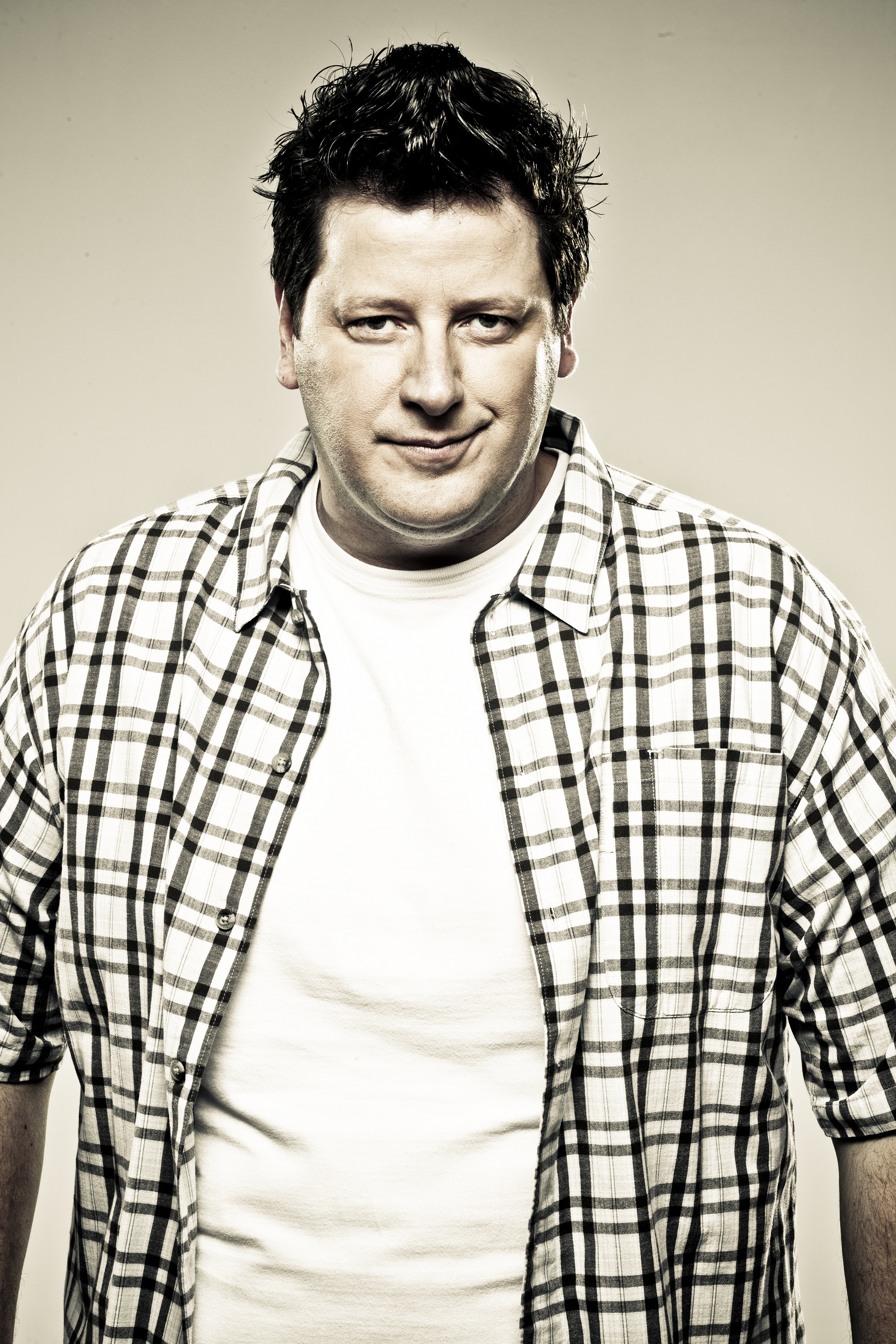 DJ Ronaldo Gasparian lista as músicas que serão hits nas baladas
