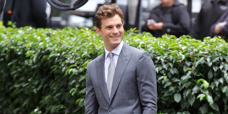 Cenas de Cinquenta Tons de Cinza são refilmadas. Veja fotos e vídeo.