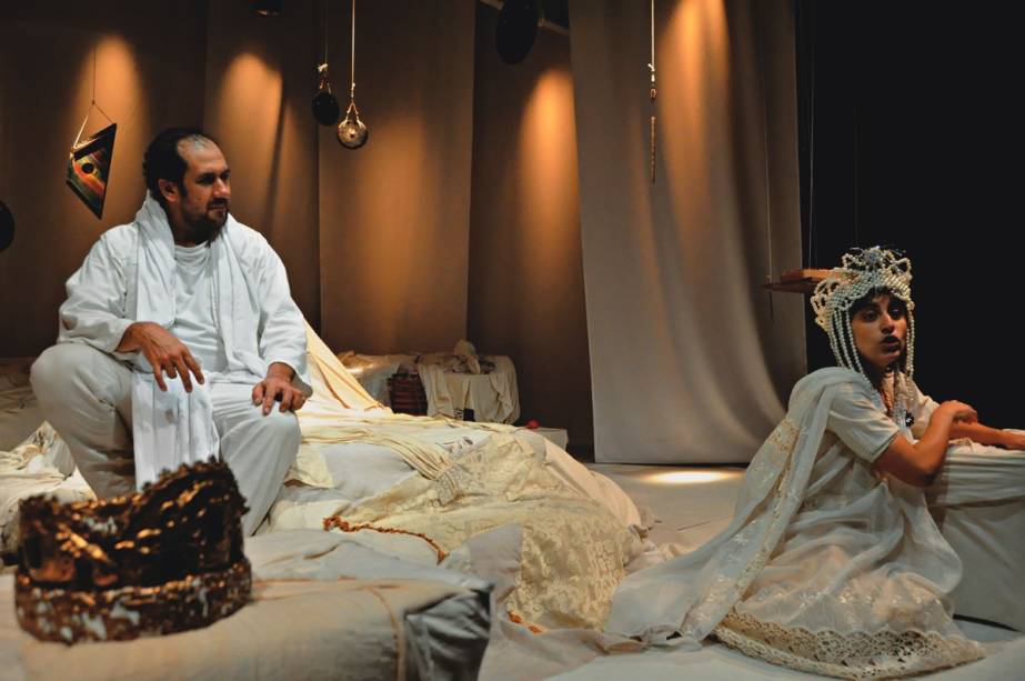 Fábio Coutinho e Manoela Pamplona: suavidade em múltiplos papéis Fábio Coutinho e Manoela Pamplona: suavidade em múltiplos papéis