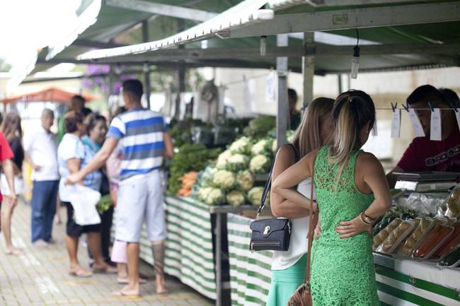 feira condomínio alameda morumbi 3