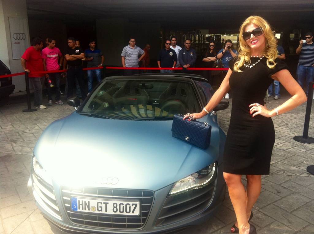 Quem será que comprou a máquina de mais de R$ 1 milhão no Salão do Automóvel?