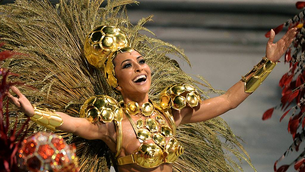 Confusão marca visita de Sabrina Sato a camarote