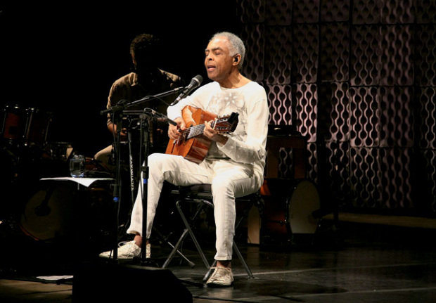 Gilberto Gil cancela show com Caetano no Rio