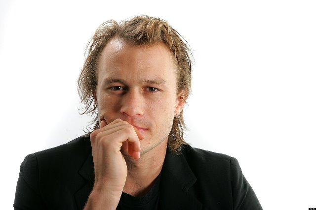 Pai do ator Heath Ledger abre o jogo sobre a morte do filho
