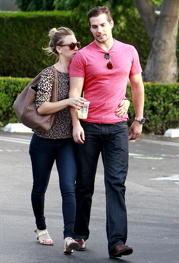 Henry Cavill e Kaley Cuoco fazem compras em Los Angeles – 03/07/13