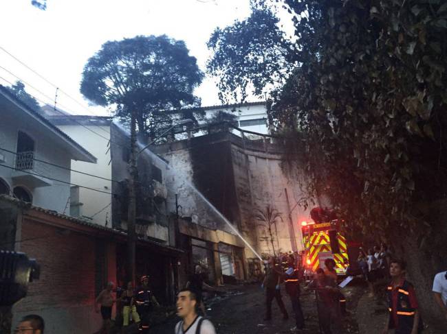 Bombeiros Acidente Casa Verde