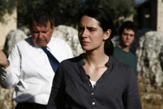 Vasculhando o passado: irmãos gêmeos vão atrás do pai que pensavam estar morto no filme Incêndios Vasculhando o passado: irmãos gêmeos vão atrás do pai que pensavam estar morto no filme Incêndios