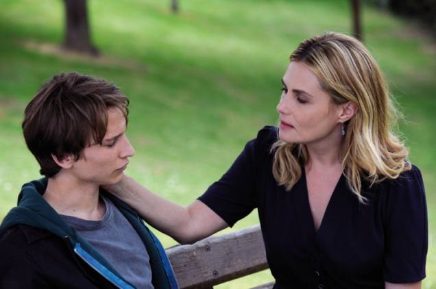 Dentro da Casa: Claude busca um final estarrecedor, talvez seu amor incontrolável pela mãe do melhor amigo Dentro da Casa: Claude busca um final estarrecedor, talvez seu amor incontrolável pela mãe do melhor amigo