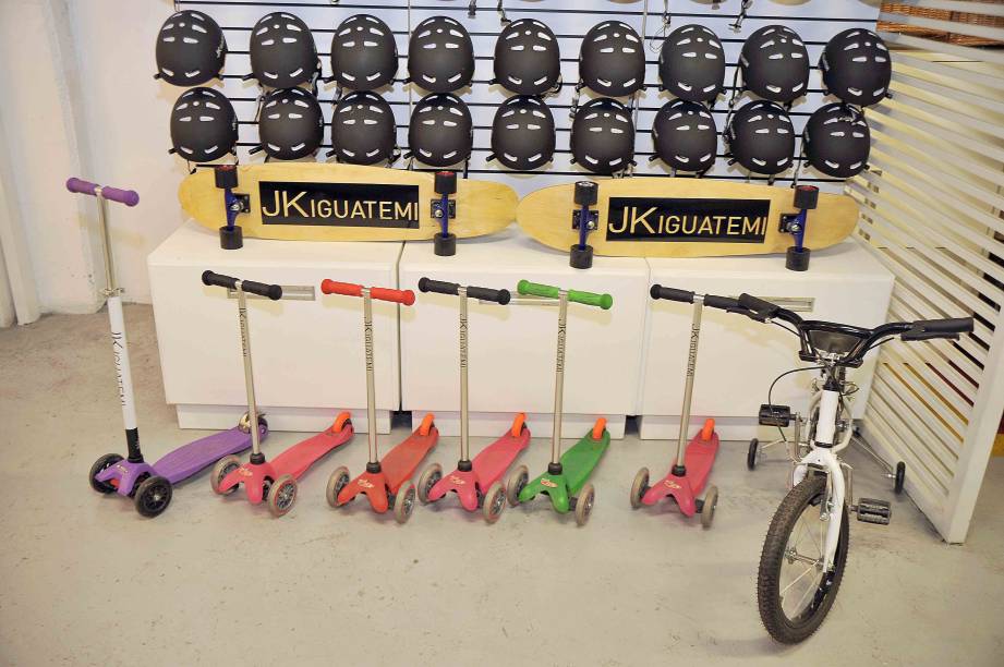 O JK Bike oferece serviço de aluguel de bicicleta, skate e minipatinete