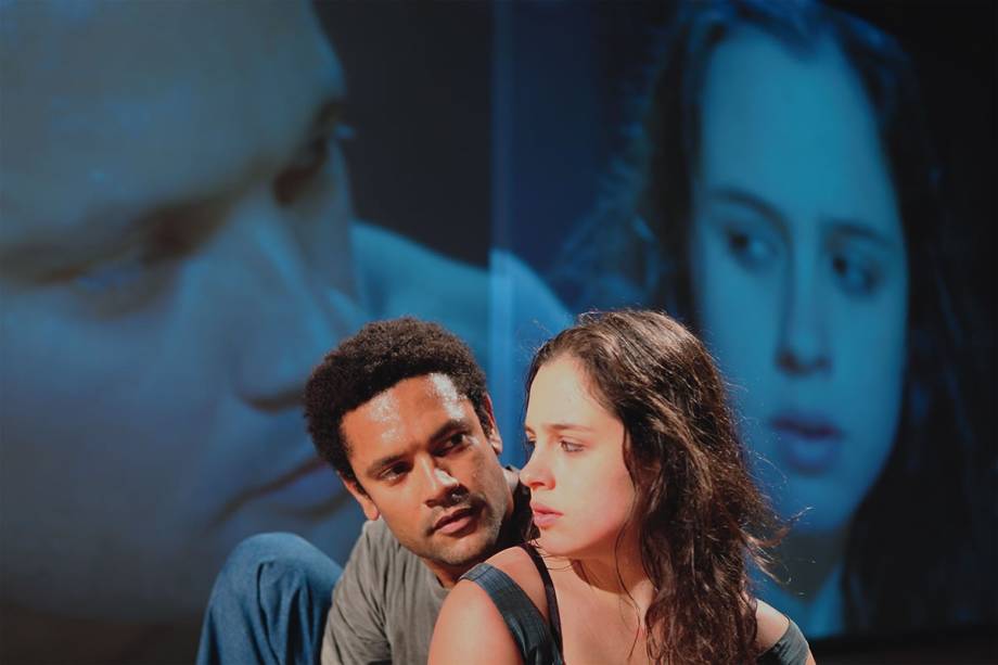 Rodrigo dos Santos e Julia Bernat estão no drama Julia inspirado em peça de August Strindberg Rodrigo dos Santos e Julia Bernat estão no drama Julia inspirado em peça de August Strindberg